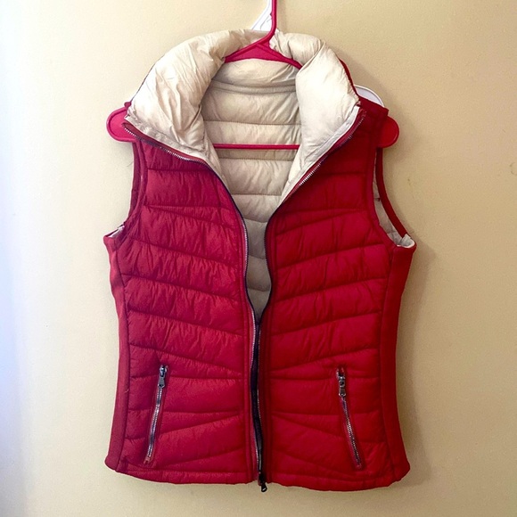 Beautiful vest - Picture 1 of 1